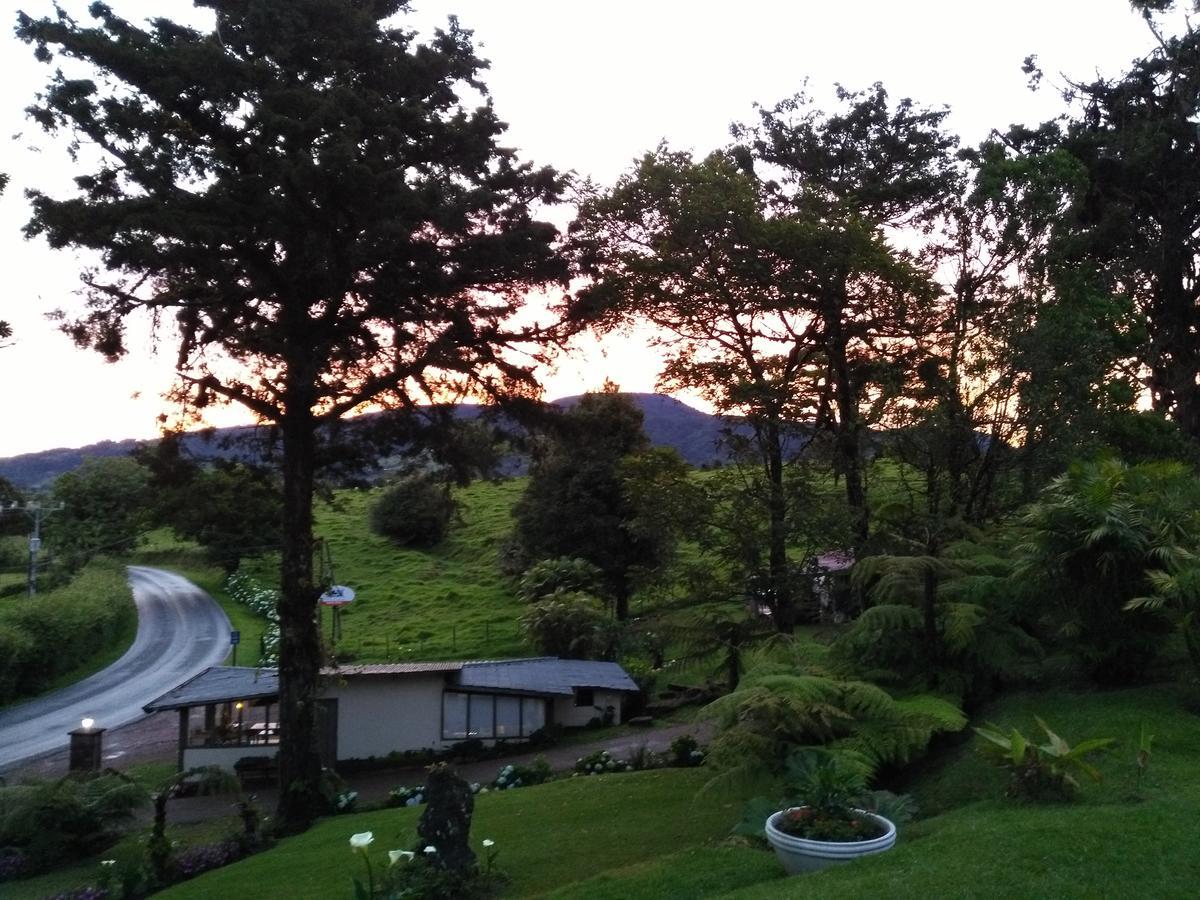 Villa Calas Vara Blanca  Buitenkant foto